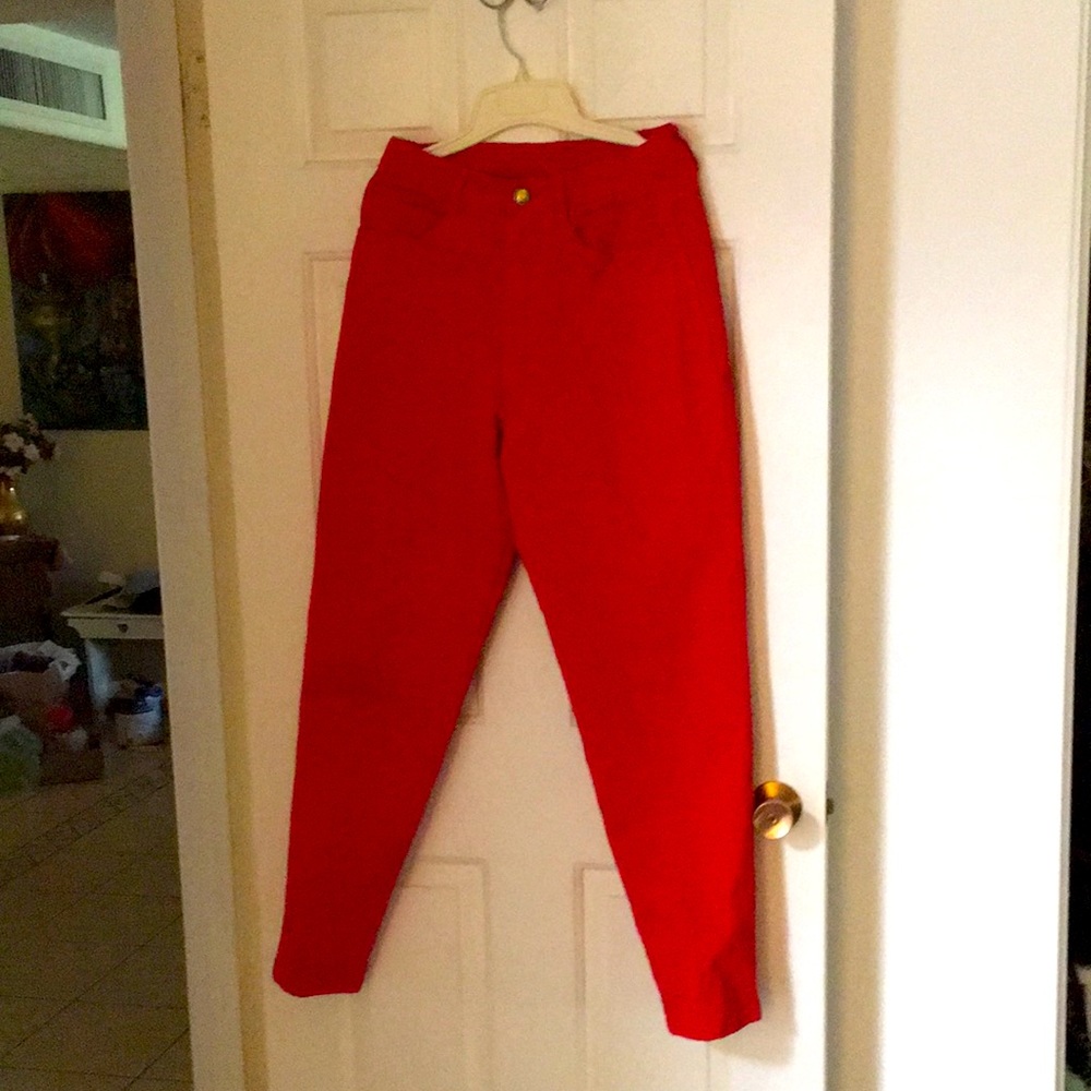 Bill Blass red denim jeans. Beautiful like new.